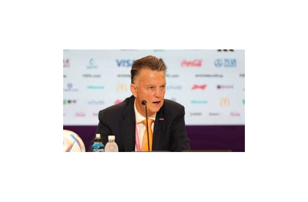W杯オランダ代表、ファンハール監督がバッサリ「つまらないなら帰れ」