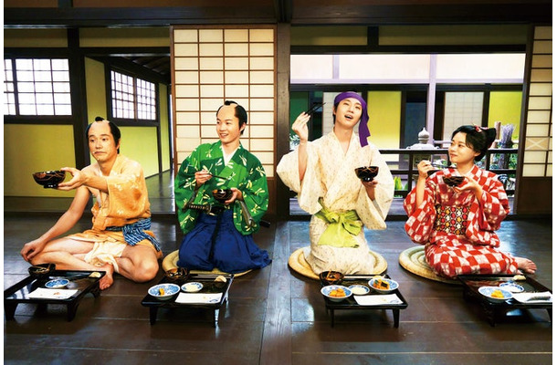（左から）松山ケンイチ、神木隆之介、桜田通、杉咲花（C）2023映画『大名倒産』製作委員会
