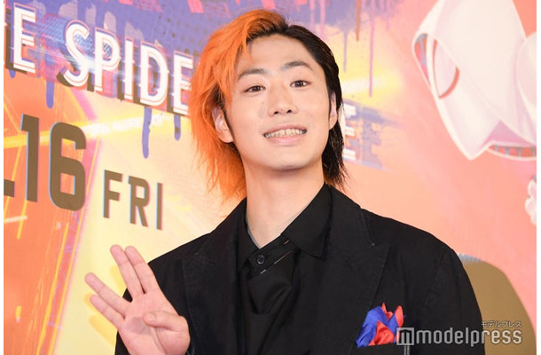 「スパイダーマン：アクロス・ザ・スパイダーバース」日本最速試写会レッドカーペット・イベントに登壇したてつや（C）モデルプレス