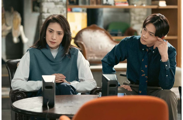 天海祐希、松下洸平「合理的にあり得ない～探偵・上水流涼子の解明～」第9話より（C）カンテレ