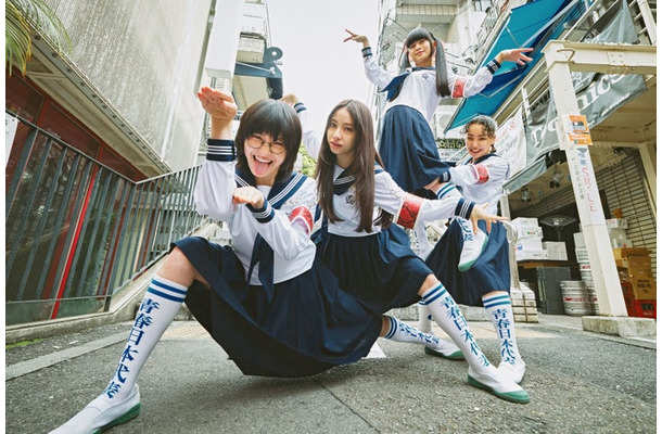 新しい学校のリーダーズ（提供写真）