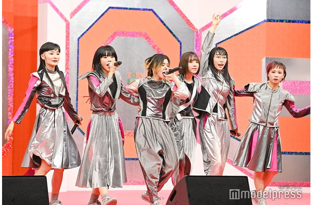 BiSH（C）モデルプレス