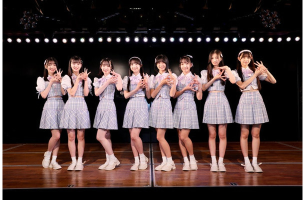 AKB48・18期研究生（左から）工藤華純、八木愛月、成田香姫奈、秋山由奈、新井彩永、山口結愛、迫由芽実、久保姫菜乃（C）AKB48