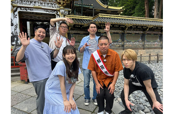 （後列左から）長田庄平、長谷川忍、じろう（前列左から）桜井日奈子、松尾駿、宮舘涼太（C）テレビ東京