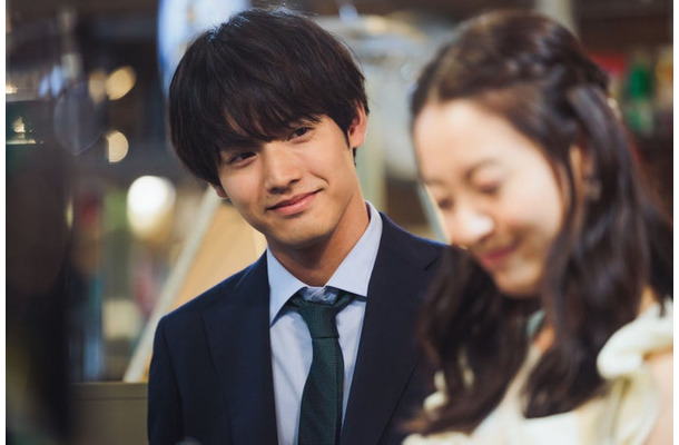 赤楚衛二、田辺桃子「こっち向いてよ向井くん」第1話より（C）日本テレビ