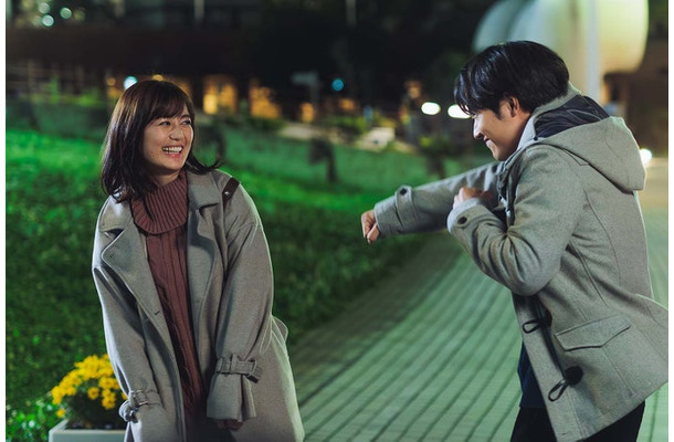 生田絵梨花、赤楚衛二「こっち向いてよ向井くん」第1話より（C）日本テレビ
