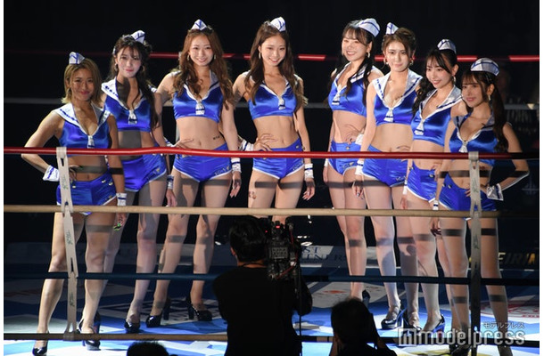 「K-1 GIRLS 2023（左から）安藤京香、水神きき、うらら、宮野真菜、前田まはる、波北果穂、一ノ瀬のこ、名取くるみ（C）モデルプレス