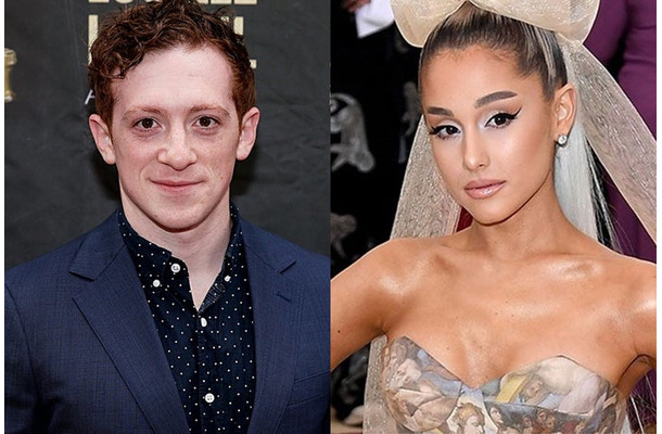 イーサン・スレーター、アリアナ・グランデ／photo by Getty Images