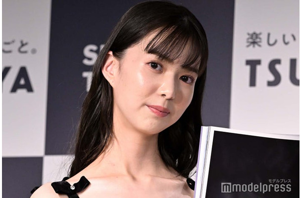 「松平璃子1st写真集 りこぴ」発売記念会見に出席した松平璃子（C）モデルプレス