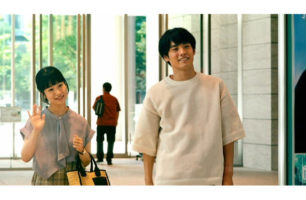 藤間爽子、赤楚衛二「こっち向いてよ向井くん」第3話より（C）日本テレビ