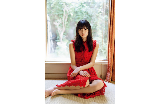 遠藤さくら（C）KOBUNSHA、光文社