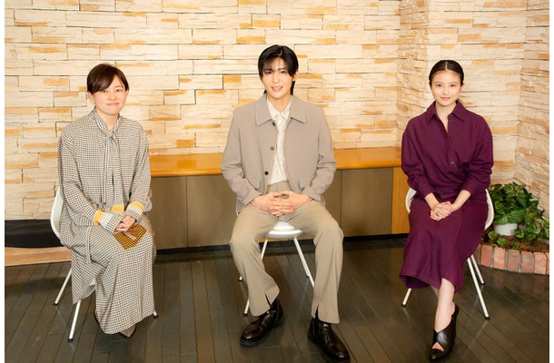 塚原あゆ子監督、目黒蓮、今田美桜（C）2023 映画『わたしの幸せな結婚』製作委員会