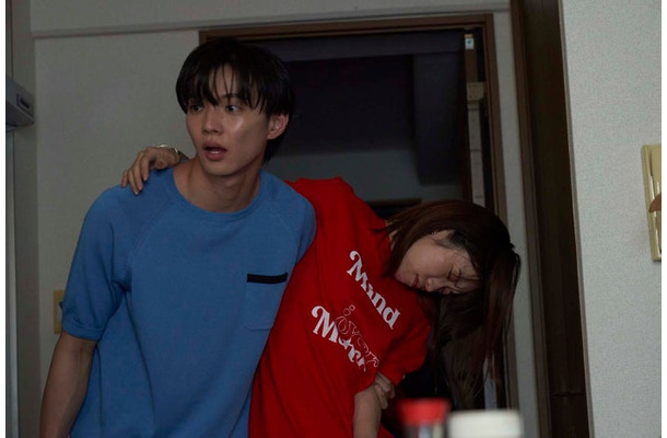 佐藤大樹、美山加恋「around1／4（アラウンドクォーター）」第5話より（C）ABCテレビ・テレビ朝日
