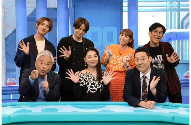 （前列左から）恵俊彰、小池栄子、東野幸治（後列左から）向井康二、菊池風磨、若槻千夏、柴田英嗣（C）フジテレビ