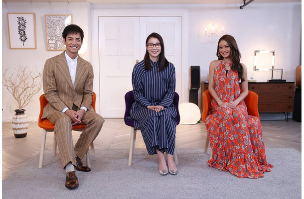 （左から）沢村一樹、水野美紀、みちょぱ（池田美優）（C）フジテレビ
