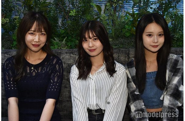 「VAZ新オフィス内覧会」に出席した（左から）サラ、星乃夢奈、さくら（C）モデルプレス