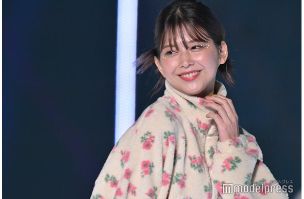 渡邉理佐（C）モデルプレス
