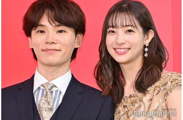 TATSU、足立梨花（C）モデルプレス