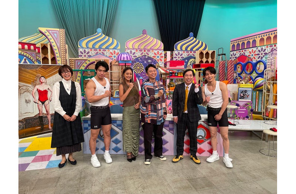 （左から）野村真季、野田クリスタル、みちょぱ、有吉弘行、せいや、松田元太（C）テレビ朝日