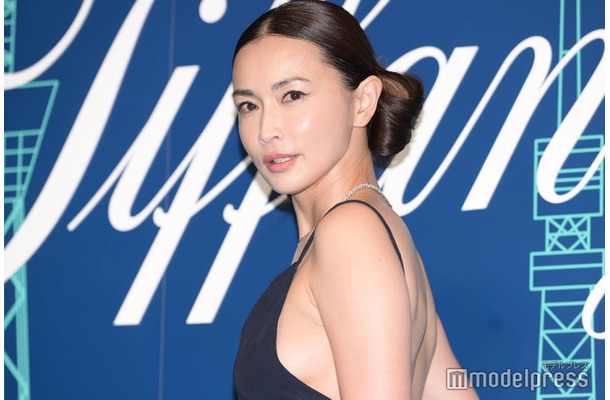 「ティファニー表参道」オープニングイベントに登場した長谷川京子（C）モデルプレス