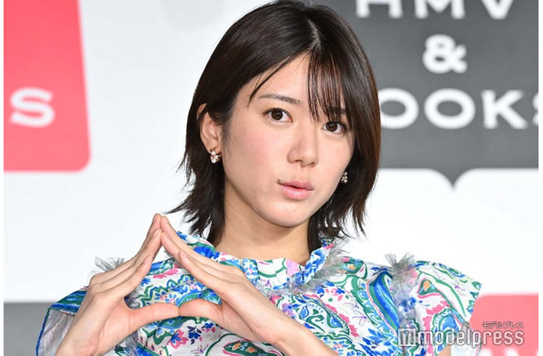 写真集「桃の眺め方」発売記念記者会見に出席した大西桃香（C）モデルプレス