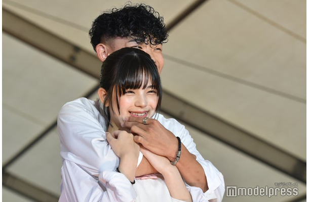 青山涼太、音々（C）モデルプレス