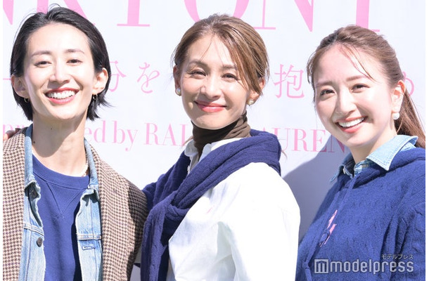 「PINK PONY WALK『自分をもっと抱きしめよう』presented by RALPH LAUREN × KOBUNSHA」に出席した神山まりあ、稲沢朋子、鹿沼憂妃（C）モデルプレス