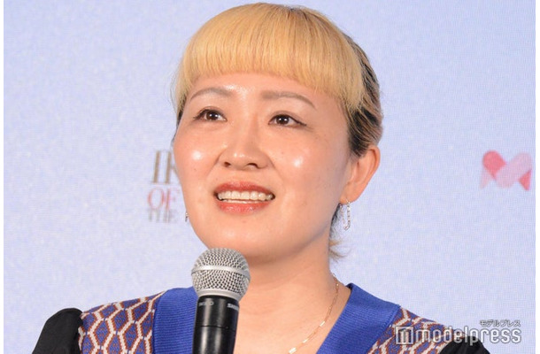 「第13回イクメン／男性育休オブザイヤー2023」授賞式にサプライズ登壇した 丸山桂里奈（C）モデルプレス