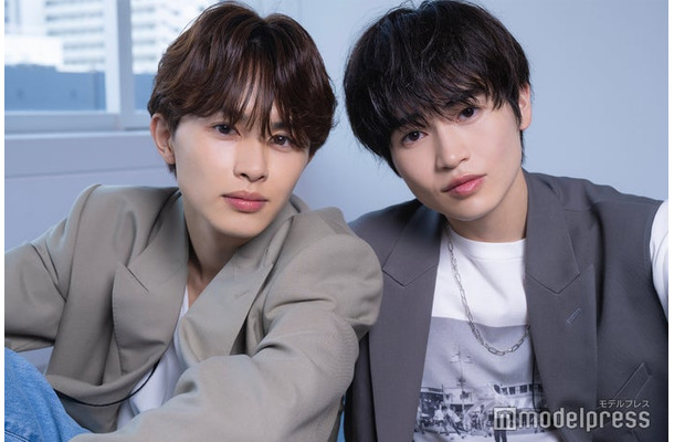 草川拓弥＆西垣匠（C）モデルプレス