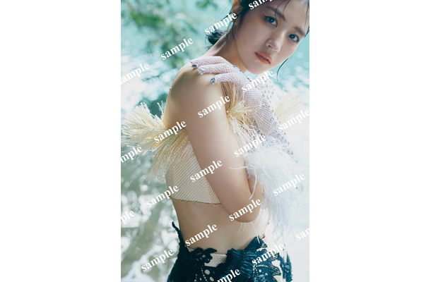 土生瑞穂／HMV＆BOOKS SHIBUYA限定特典ポスター／撮影：三瓶康友
