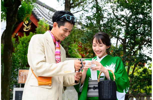 永山瑛太、吉岡里帆「時をかけるな、恋人たち」第4話（C）フジテレビ