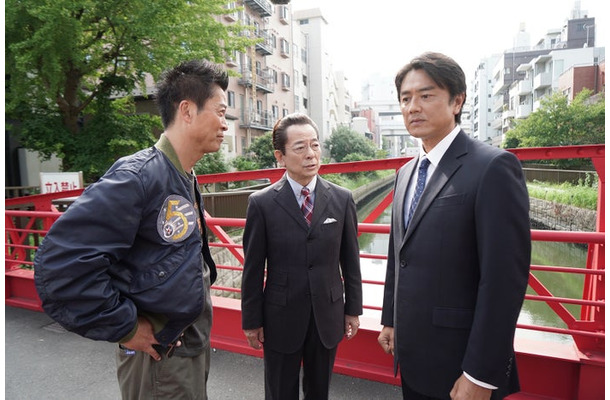 寺脇康文、水谷豊、原田龍二「相棒season22」第3話より（C）テレビ朝日