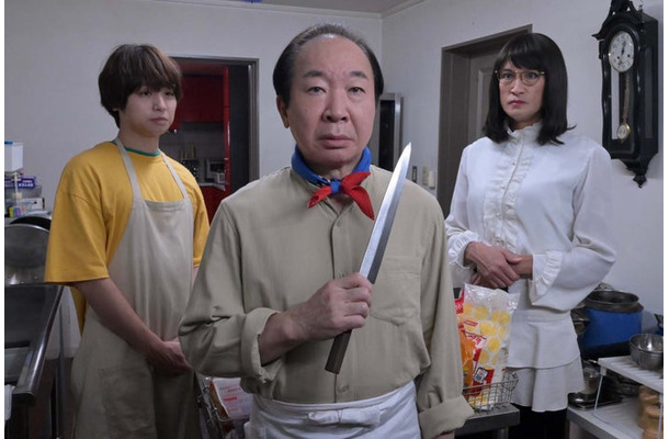 伊野尾慧、中村梅雀、松岡昌宏「家政夫のミタゾノ」第5話より（C）テレビ朝日