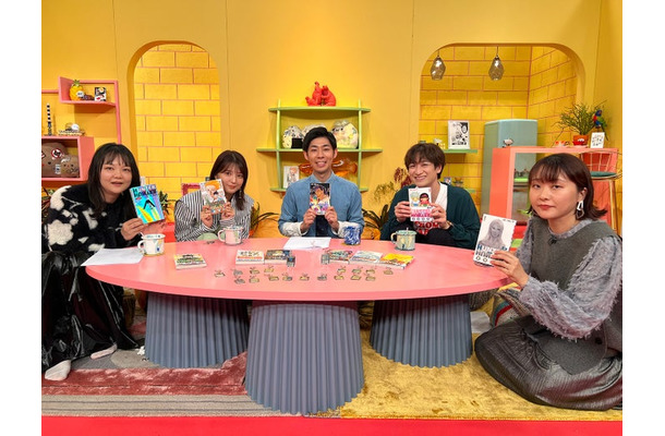 （左から）イワクラ、関有美子、森本晋太郎、宮田俊哉、吉住（C）テレビ朝日