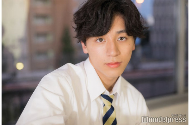 モデルプレスのインタビューに応じた佐久間魁生さん（C）モデルプレス