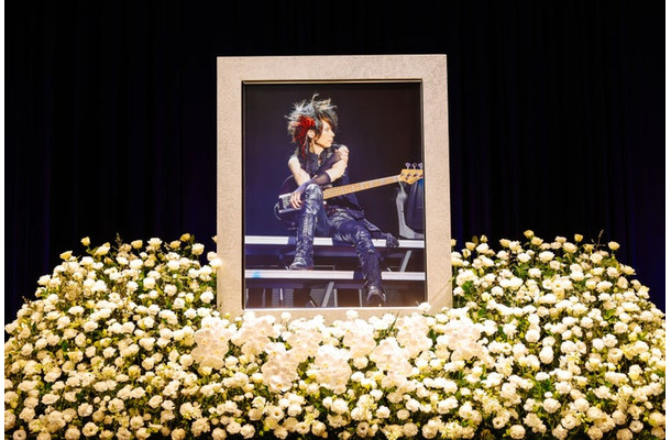 「HEATH お別れ会-献花式 HEATH Farewell & Flower Offering Ceremony」