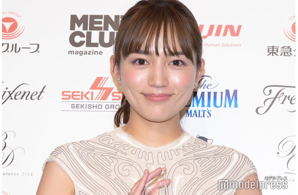 「第52回ベストドレッサー賞」芸能部門を受賞した川口春奈 （C）モデルプレス