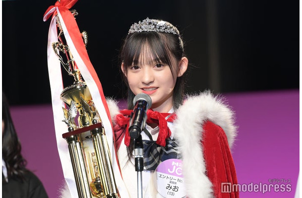 「JCミスコン2023」でグランプリに輝いたみおさん（C）モデルプレス