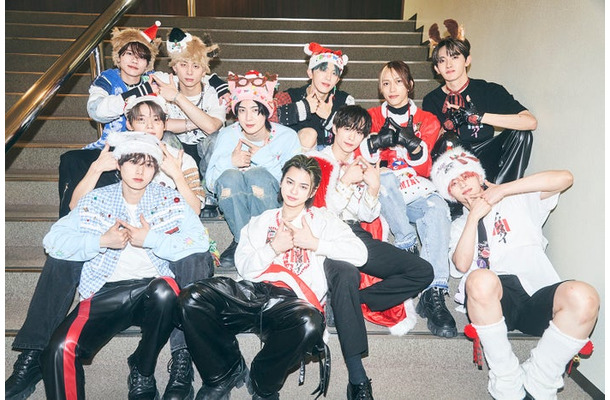 INI（C）LAPONE Entertainment
