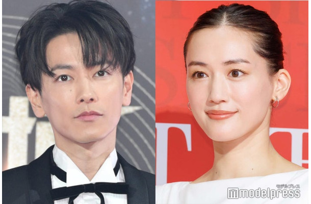 佐藤健、綾瀬はるか（C）モデルプレス