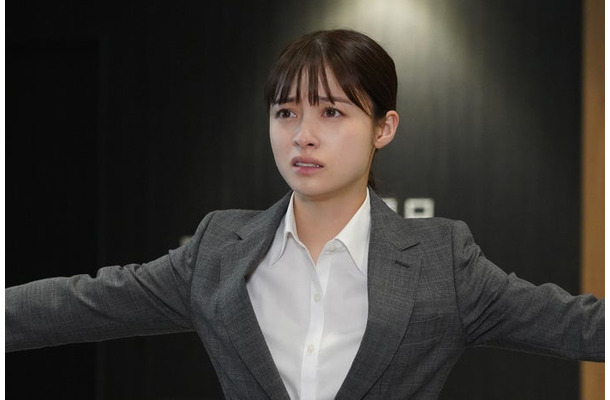 橋本環奈「トクメイ！警視庁特別会計係」最終話より（C）カンテレ