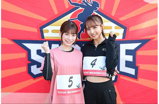 東村芽依、佐藤楓（C）TBS