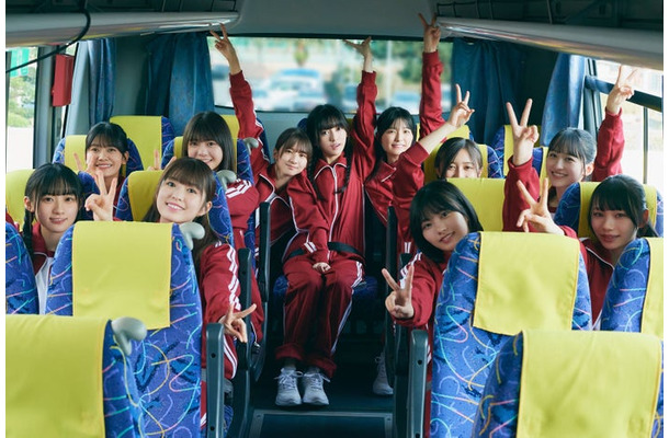 乃木坂46 5期生写真集より／撮影：⽥中瞳