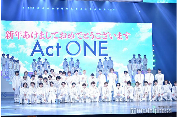 （左から）少年忍者、HiHi Jets、美 少年、7 MEN 侍ら／「Act ONE」公開記者会見の様子（C）モデルプレス