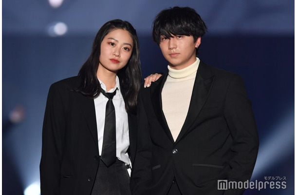 みとゆな、岡田蓮（C）モデルプレス