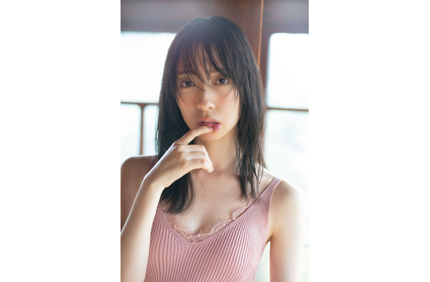「TRIANGLE magazine 02 」金村美玖 先行カット（講談社）　撮影／細居幸次郎