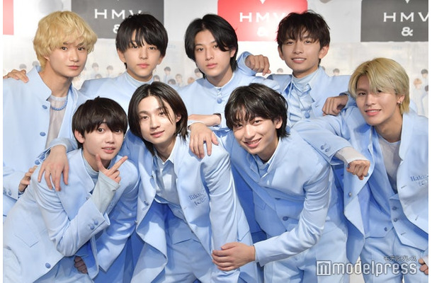 ICEx／（前列左から）山本龍人、志賀李玖、筒井俊旭、千田波空斗（後列左から）中村旺太郎、八神遼介、阿久根温世、竹野世梛（C）モデルプレス