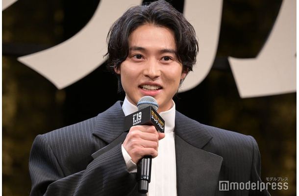 「ゴールデンカムイ」完成披露舞台挨拶に登壇した山崎賢人（C）モデルプレス