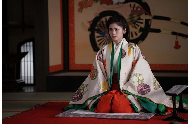小芝風花「大奥」第1話より（C）フジテレビ