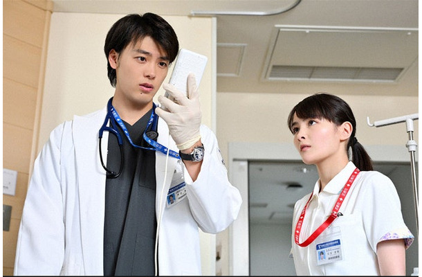 竹内涼真、葵わかな「ブラックペアン シーズン２」第1話より（C）TBS